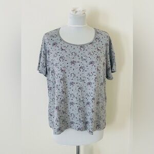 Women Floral Top T-Shirt 2X Short Sleeves Gray Cottagecore Summer